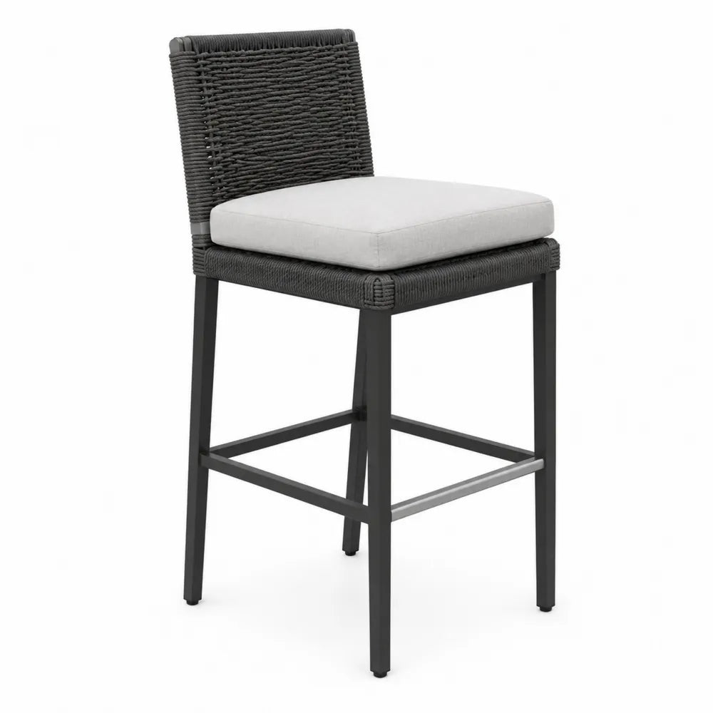 Tabouret de bar avec dossier en corde tressée et coussin d’assise gris pieds en acier noir 48 cm x 56 cm x 105 cm